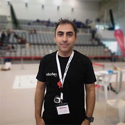 antonis-foinikaridis